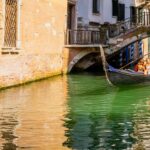 tradisional gondola ride
